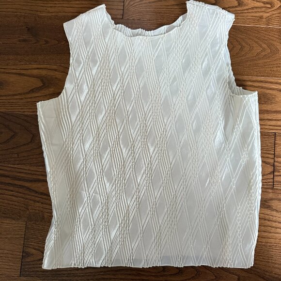 Vintage White Tank Top - Picture 2 of 5